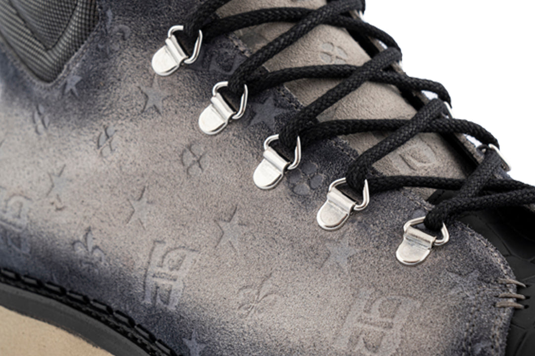 Bottine en daim effet crocodile