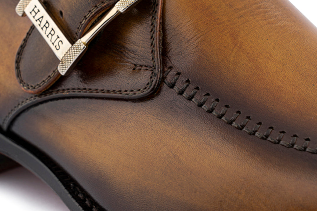 Monofbbbia en cuir peint à la main avec couture à la main