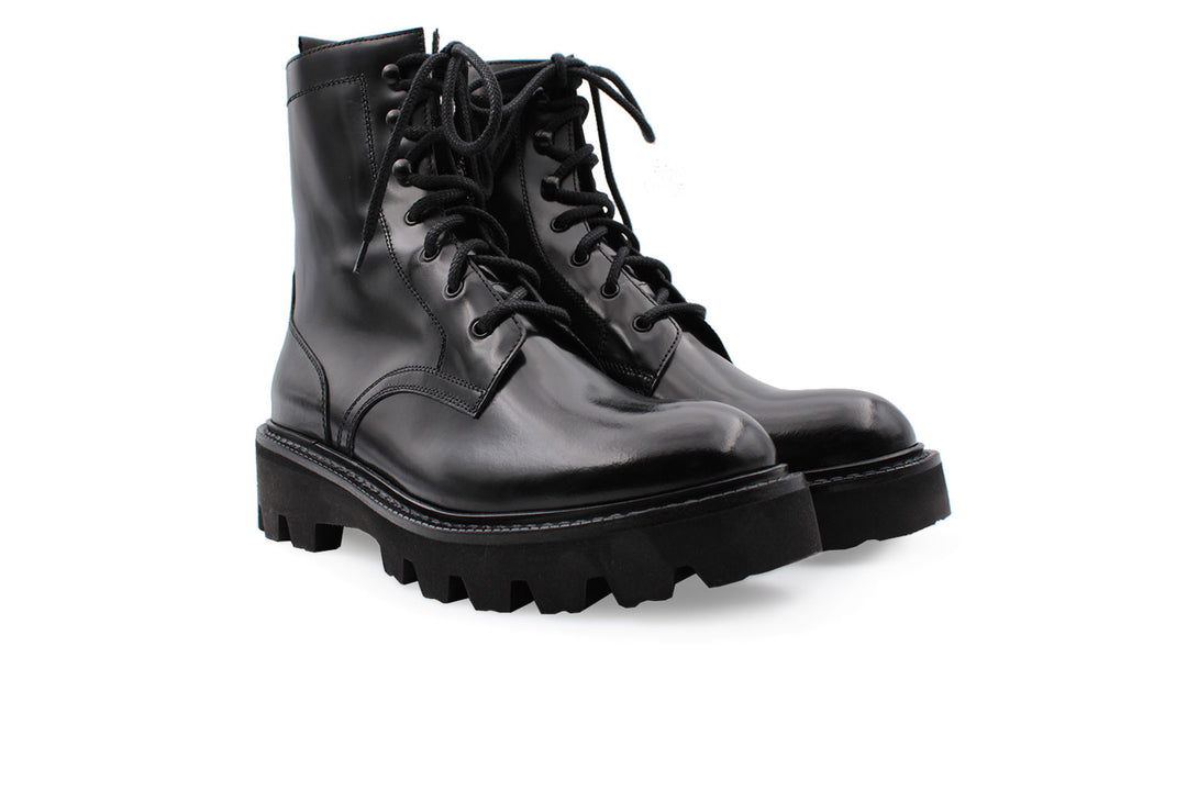 Bota de cuero