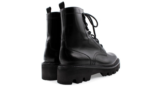 Bota de cuero