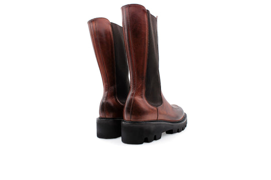 Bota de cuero