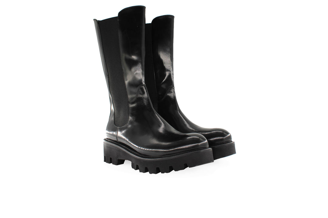 Bota de cuero
