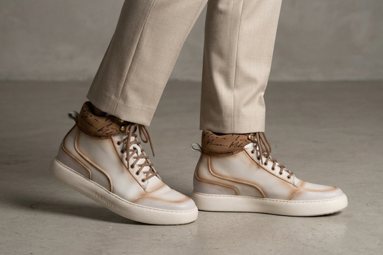 Stiefeletten aus weichem, schattiertem Leder