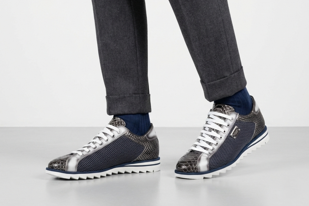 Python-Effekt und perforierte Sneakers