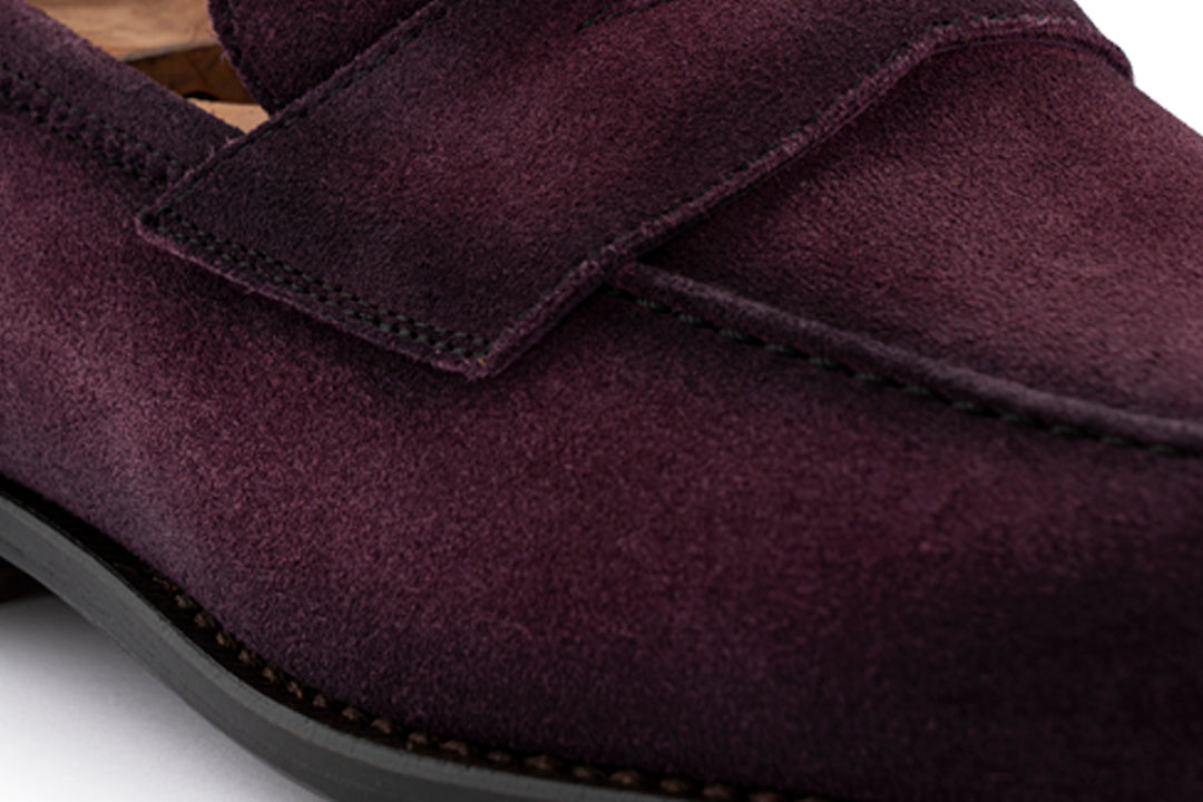 Mocassin en daim teinté à la main