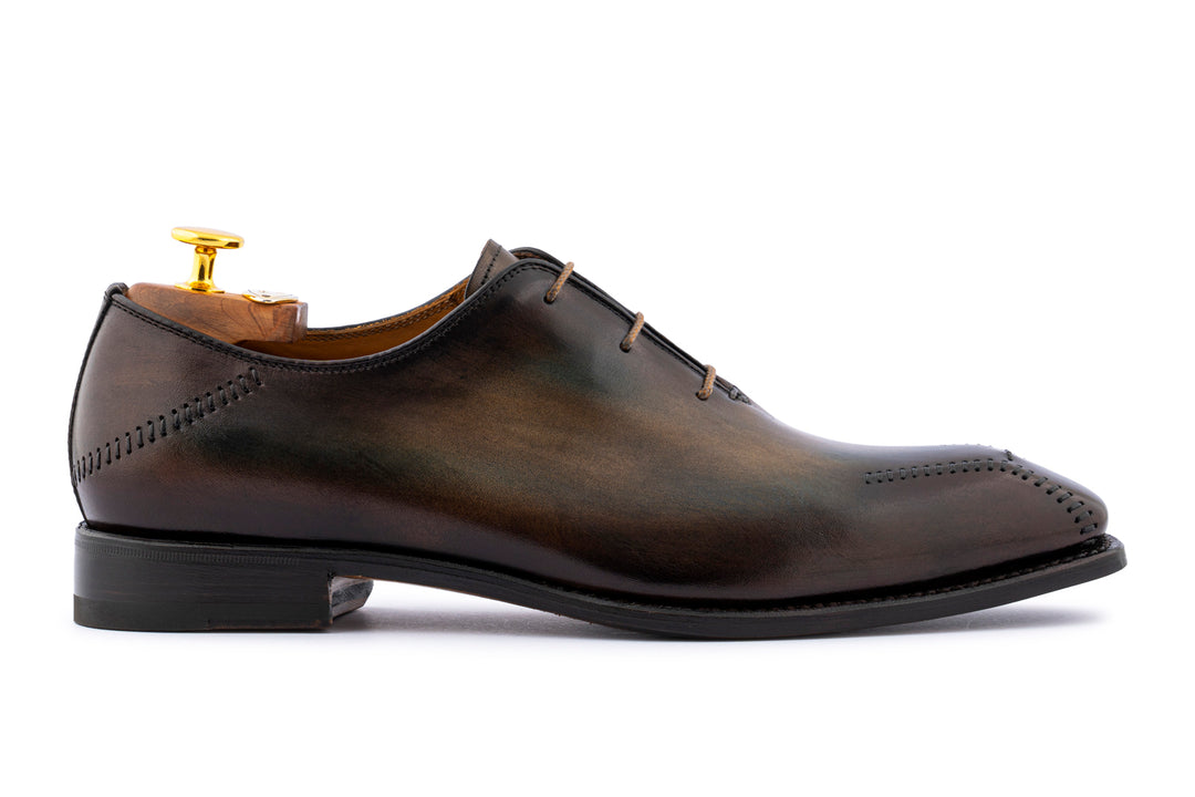 Hand-painted brogues with hand stitching