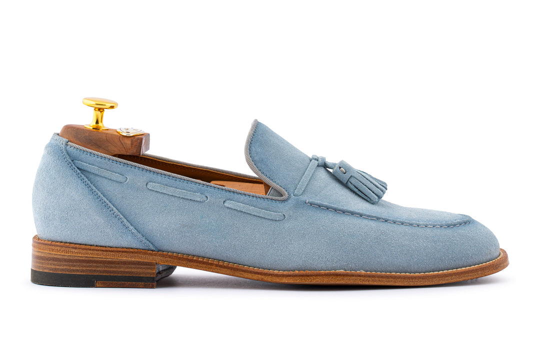 Mocassino in suede con pon pon