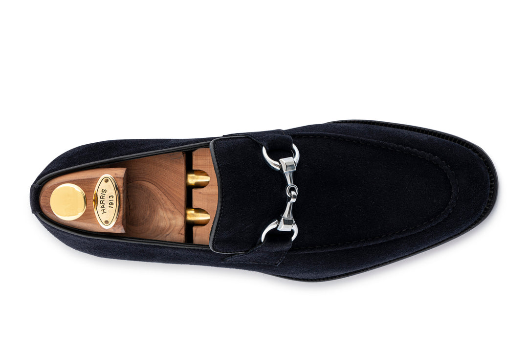 Mocasín de gamuza con abrazadera