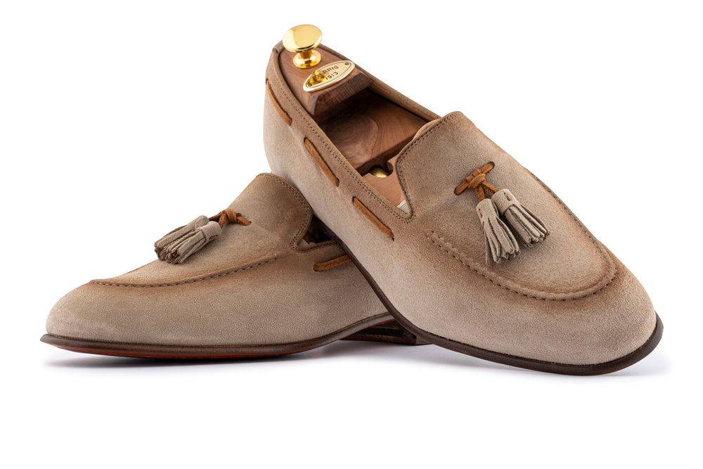 Mocassino in suede con pon pon Sabbia