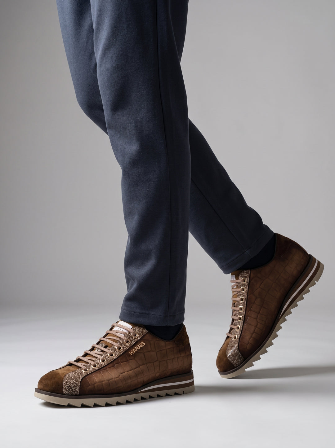 Sneakers 2892 – Tabak