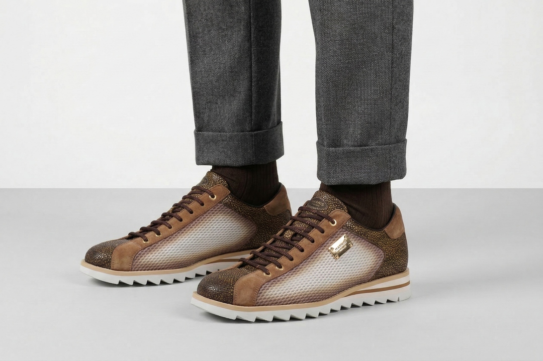 Zapatillas estampadas efecto perforado