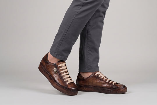 2817 Crocodile Effect Sneakers – Brown