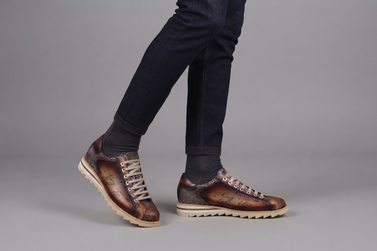 Sneakers in pelle dipinta a mano Signature