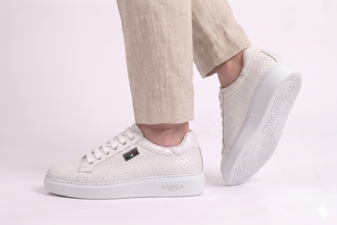 Sneakers in pitone