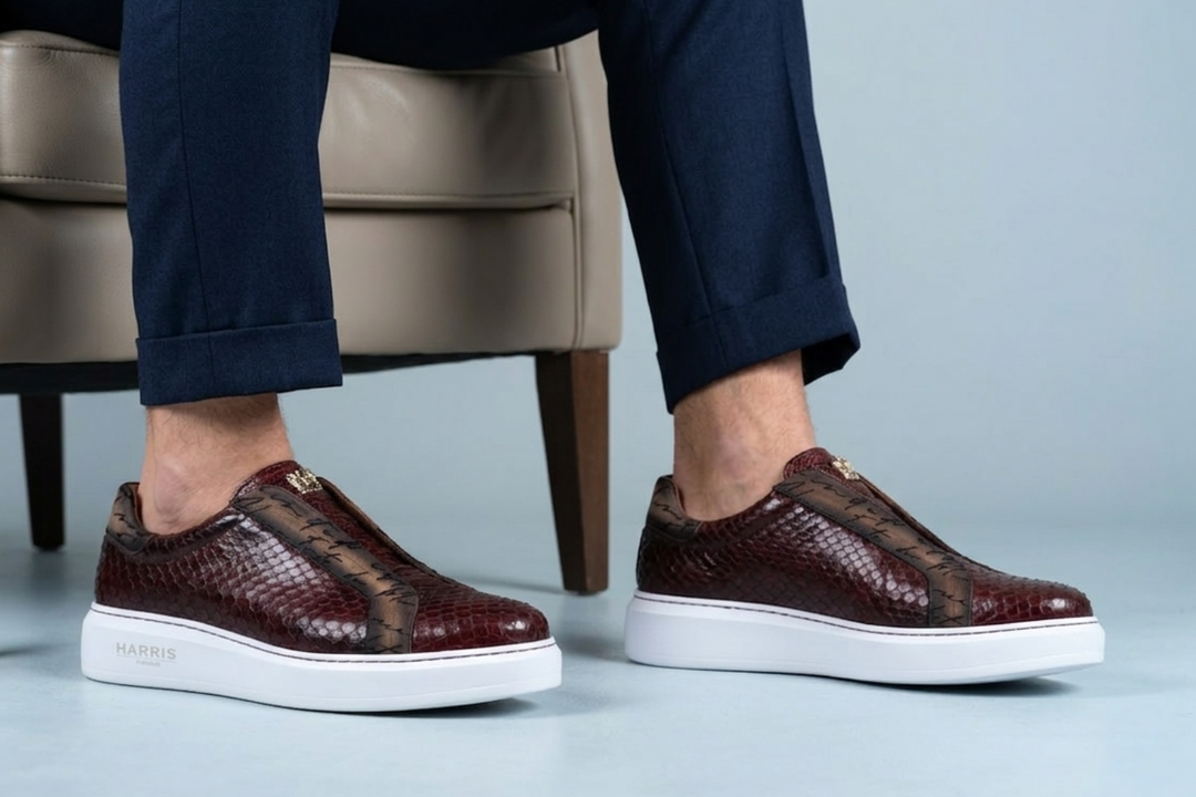 Baskets à enfiler en cuir python