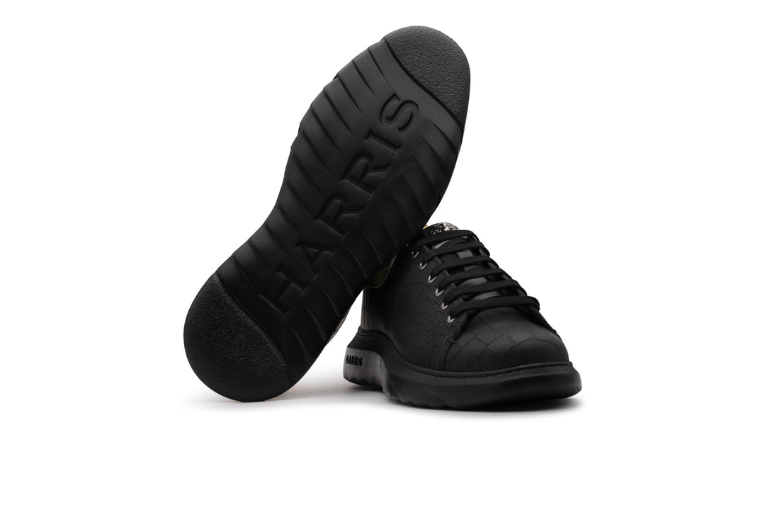 Sneakers mit Krokodileffekt-Print