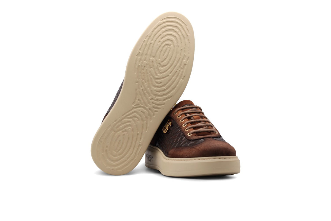 Zapatillas de deporte con gamuza con detalles perforados