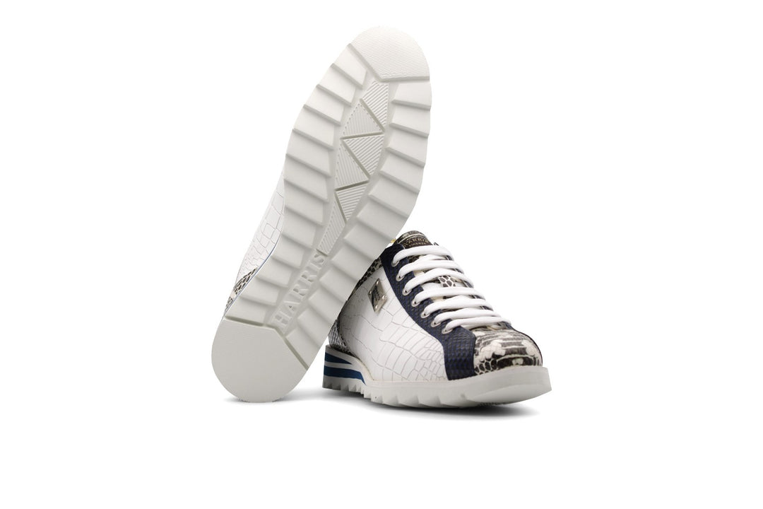 Zapatillas de deporte con gamuza con detalles perforados