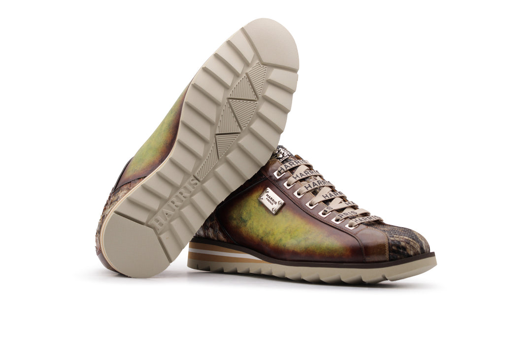Sneakers in pelle dipinta a mano e pitone