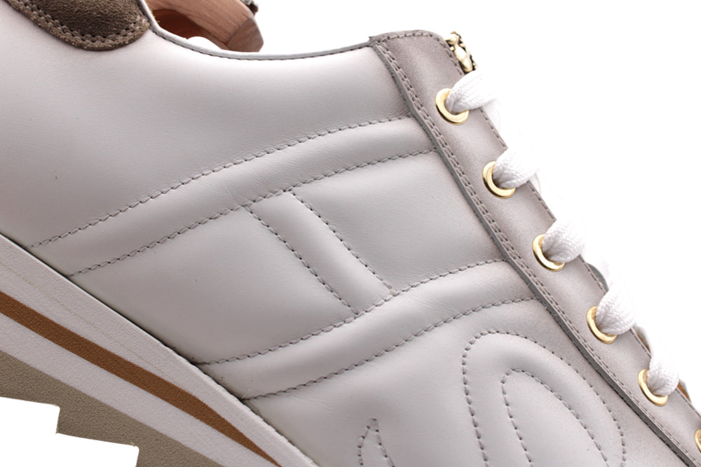 Sneaker en cuir avec détails ombrés