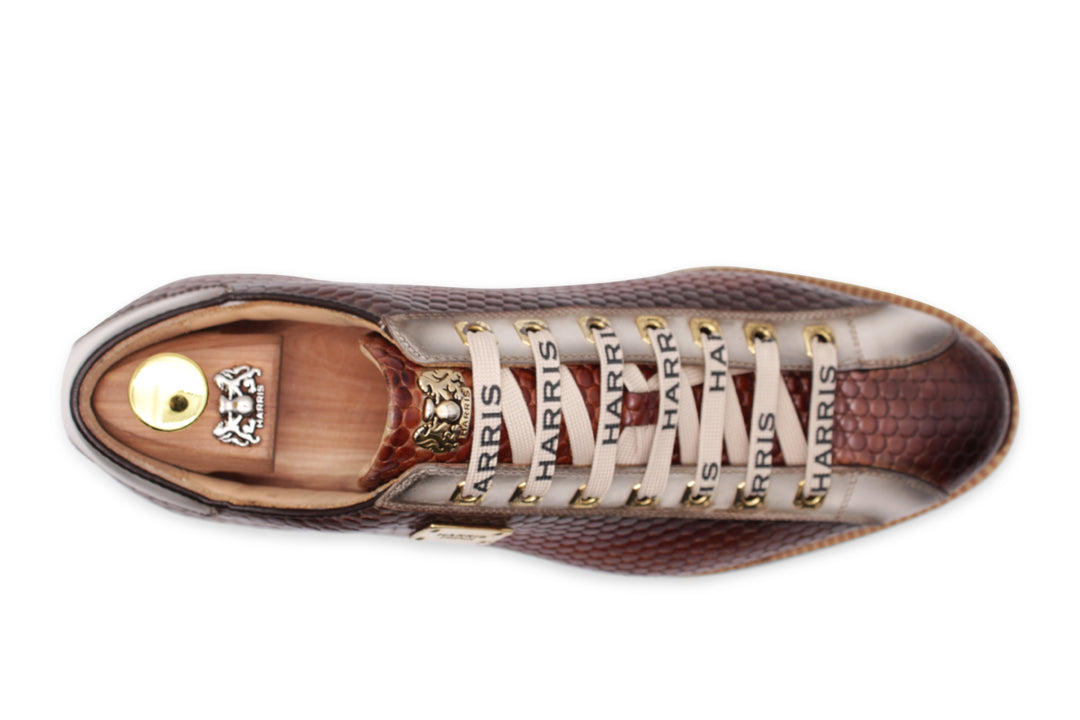 Sneakers in pelle stampata dipinta a mano