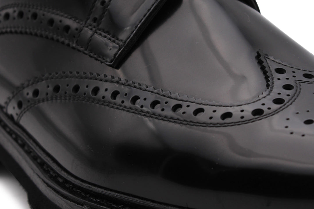 Derby in pelle spazzolata e suola in gomma