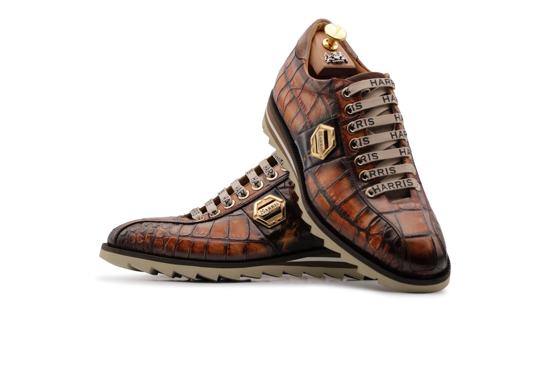 Sneakers with crocodile effect