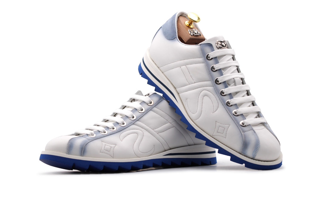 Sneaker aus schattiertem Leder und Wildleder