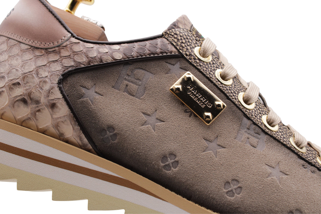 Sneakers aus Wildleder und Python