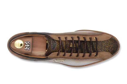 Zapatillas estampadas efecto perforado