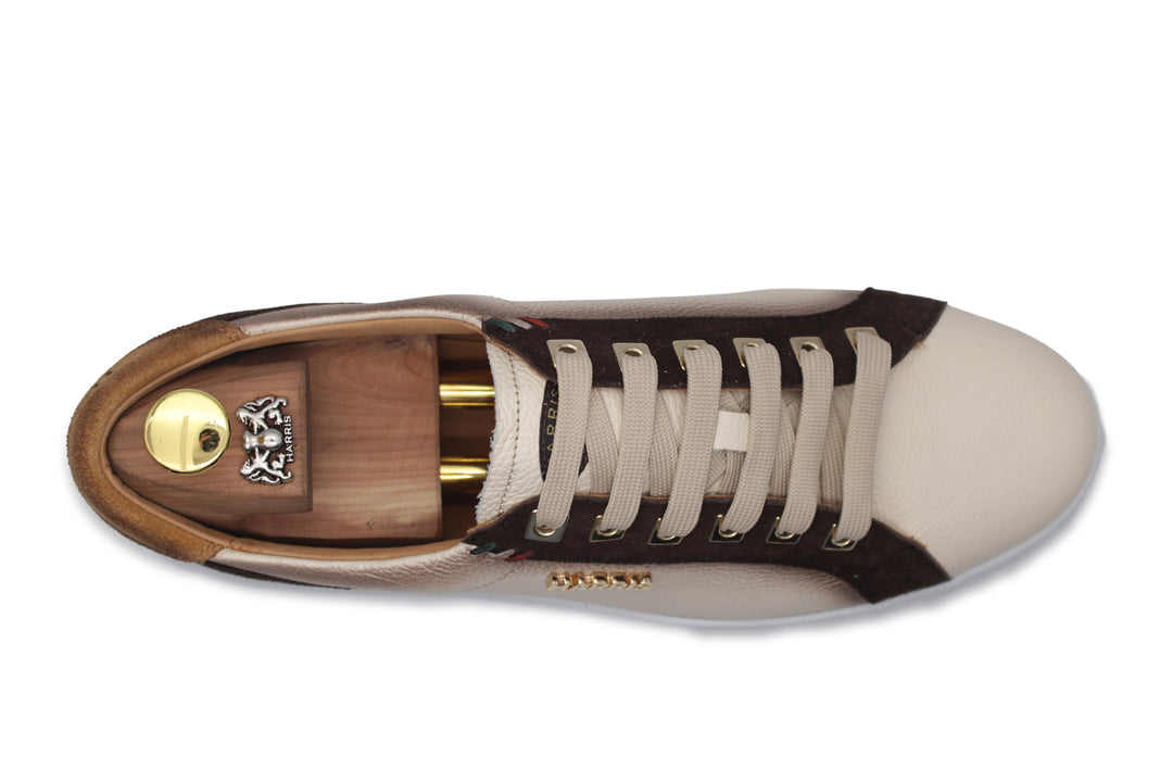 Sneakers aus weichem Leder und Wildleder