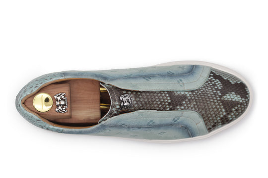 Sneakers slipon in suede stampato e pitone Celeste