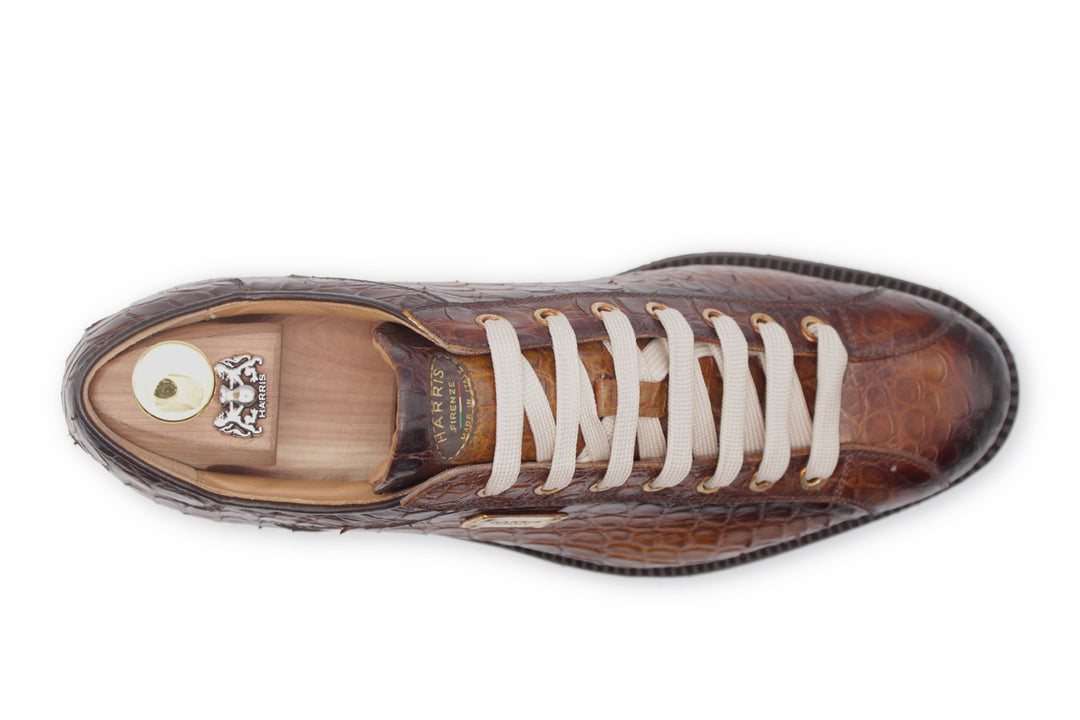Sneakers effetto coccodrillo dipinta a mano