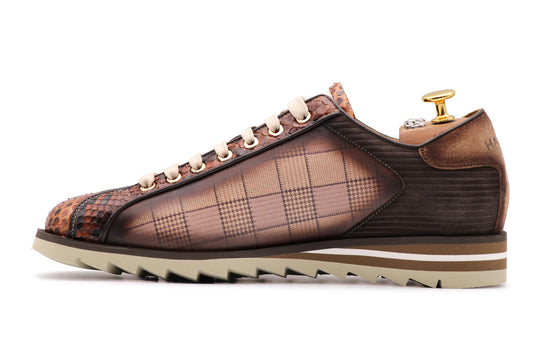 2817 Sneakers aus Tweed und Python – Braun