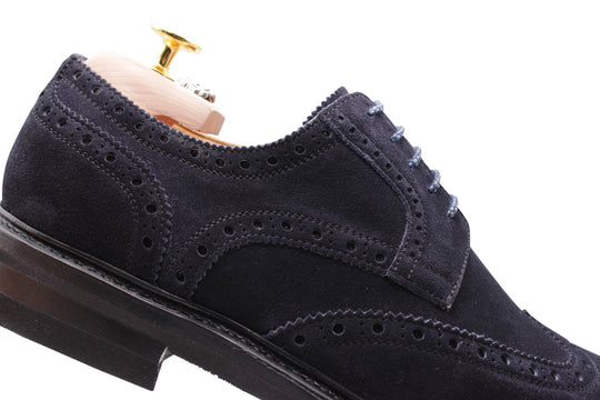 Derby in suede con dettagli brague